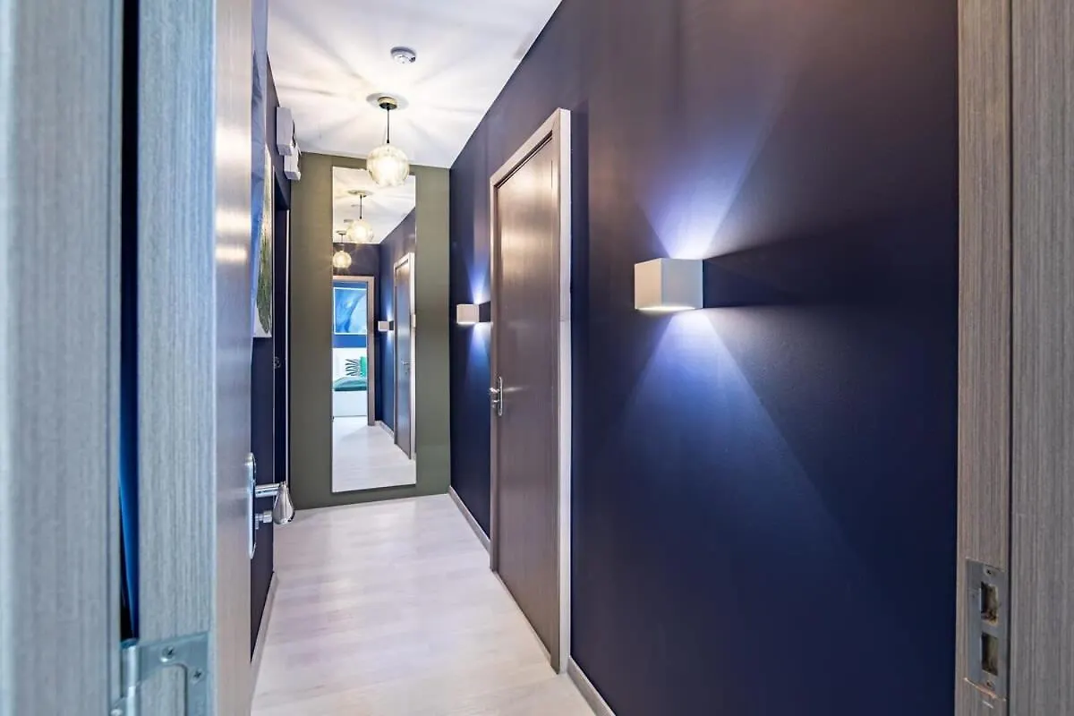 Central - New - Quiet Sleep Apartment Budapest