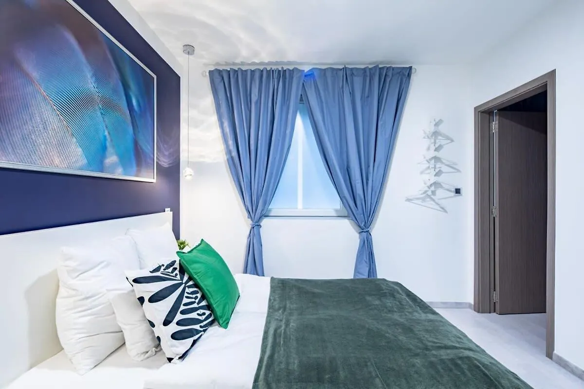 Central - New - Quiet Sleep Apartment Budapest